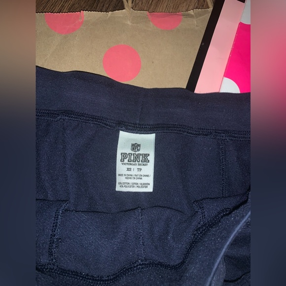 VS PINK HTF Discontinued NFL Line New England Patriots Set. Size XS/M. - Picture 4 of 13